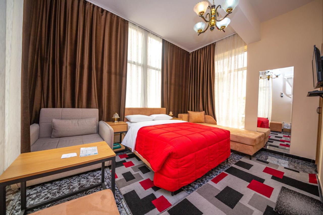 Hotel Pik Loti Τίρανα Εξωτερικό φωτογραφία