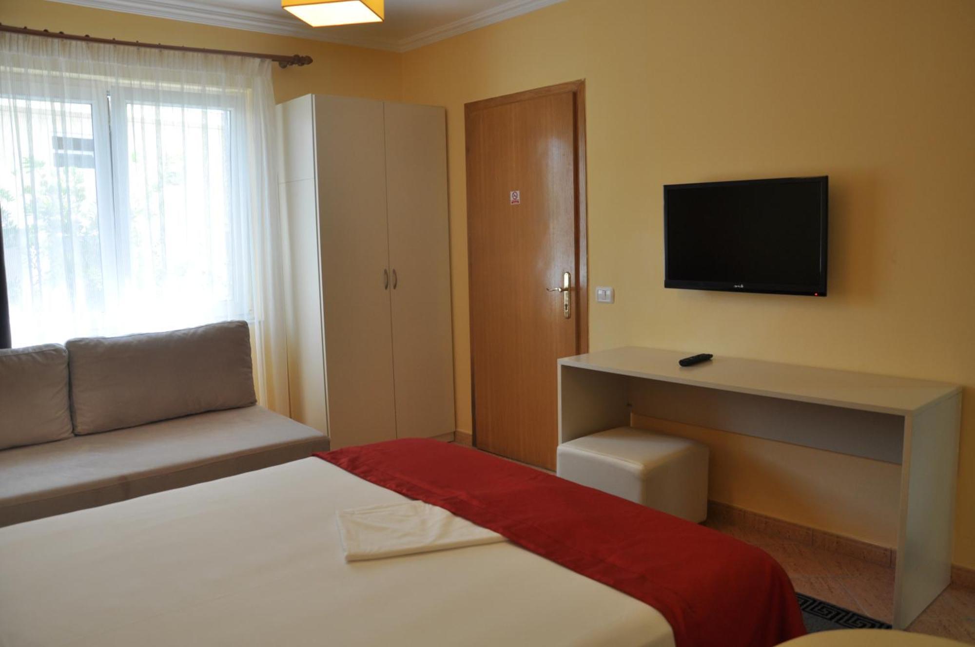 Hotel Pik Loti Τίρανα Δωμάτιο φωτογραφία