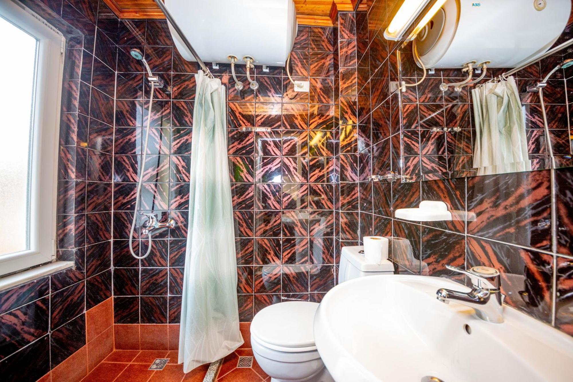 Hotel Pik Loti Τίρανα Δωμάτιο φωτογραφία